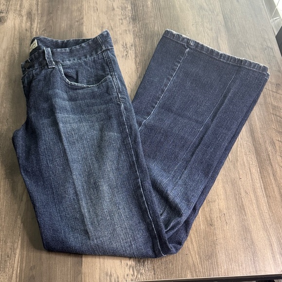 Abercrombie & Fitch Denim - Abercrombie & Fitch Vintage Indigo 90s Low Rise Flare Jeans